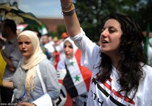 مقتل 20 متظاهرا في سوريا وفرنسا تتهم النظام السوري بارتكاب "جرائم ضد الانسانية" مقتل 20 متظاهرا في سوريا وفرنسا تتهم النظام السوري بارتكاب "جرائم ضد الانسانية"