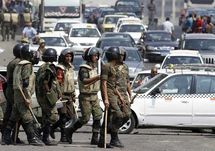 الجيش المصري يوسع نطاق قانون الطوارىء الجيش المصري يوسع نطاق قانون الطوارىء