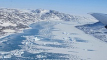    العثور على 3 رجال أحياء بعد تحطم مروحية بالقارة القطبية الجنوبية 