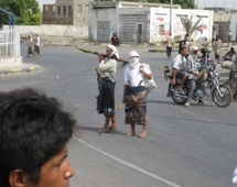 مقتل ستة جنود في هجوم للجيش على مدينة زنجبار التي تسيطر القاعدة على جزء منها