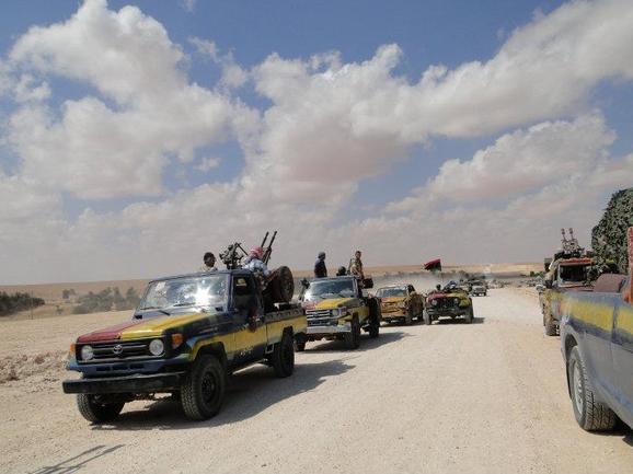 مقاتلو المجلس الانتقالي الليبي يهاجمون المربع الاخير لانصار القذافي في سرت