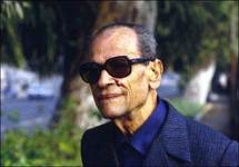  الحاضر الغائب .. مهرجان أبوظبي يعيد افلام نجيب محفوظ الى الواجهة  