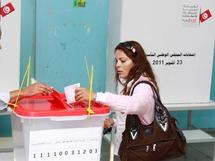 اليوم  لمهاجري الخارج وغدا انتخابات المجلس التاسيسي في الداخل التونسي   