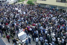 مقتل42 مدنيا برصاص الأمن وليتوانيا تمنع طائرات سورية من عبور مجالها الجوي 