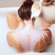 الحمام على طريقة كليوباترا أفضل وسيلة لحماية الجلد على مر التاريخ