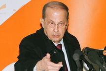 تكتل عون يربط بقاءه في الحكومة بقضايا اهم من  محكمة الحريري 