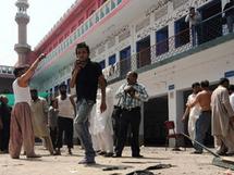 المدارس الدينية في بعض المناطق تلقن التطرف