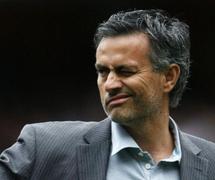 المدرب البرتغالي جوزيه مورينيو المدير الفني لفريق ريال مدريد الأسباني