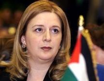 تونس تلغي مذكرة جلب دولية بحق سهى عرفات