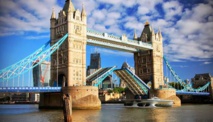 125  عاما على تشييد جسر برج لندن