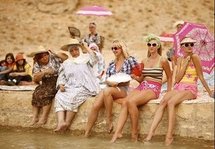 الفيلم اللبناني "وهلأ لوين" للمخرجة نادين لبكي أحد أبرز الأفلام المتنافسة في مهرجان وهران للفيلم العربي