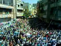 تفريق أكثرمن سبعين الف متظاهر في حمص وقتلى بالرصاص في جامعة دمشق