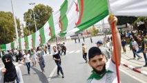 المتظاهرون بالجزائر يرفضون الحوار ويصرون على التغيير الجذري  