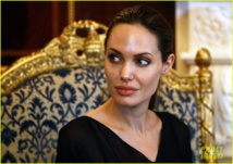 أنجلينا جولي: ليس هناك ما هو أكثر جاذبية من امرأة لها رأيها الخاص