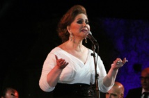 ميادة الحناوي : أول سقوط على المسرح في صفاقص ميادة الحناوي : أول سقوط على المسرح في صفاقص