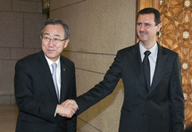 بان كي مون و الاسد (ارشيف)