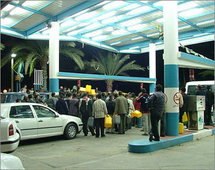 تهافت على الوقود في مصر خوفا من ازمة قادمة ومن ارتفاع الاسعار