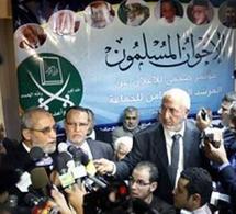 الاخوان والسلفيون يفوزون بأكثر من ثلثي مقاعد مجلس الشعب المصري