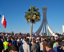 مأزق سياسي واصطفاف مذهبي حاد بعد سنة من انطلاق الاحتجاجات في البحرين