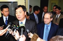 اطلاق نار على مشيعين في دمشق ودعوة للعصيان والصين تريد وقف العنف