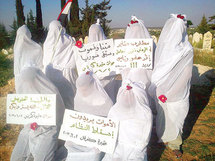 في ادلب المقابر لم تعد تتسع والقناصة يبداون اطلاق النار فور بزوغ الفجر