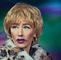 الأمريكية سيندي شيرمان في احد وجوهها