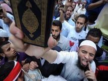 جدل سياسي حول "الشريعة" يعطل كتابة دستور تونس الجديد