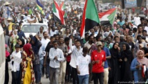 احتفالات السودان بمرور عام على الثورة التي أطاحت بالبشير