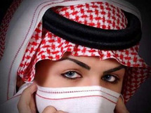 فتيات "الايمو والبويات" ممنوعات من دخول الجامعات السعودية فتيات "الايمو والبويات" ممنوعات من دخول الجامعات السعودية