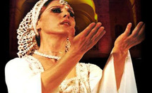 ابنة فيروز تطلق تصويرا جديدا بصوت والدتها لأنشودة "معنا هو الله" بمناسبة عيد القيامة