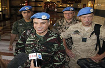 قصف ومواجهات وقتل في سورية ورئيس فريق المراقبين يؤكد ان المهمة صعبة