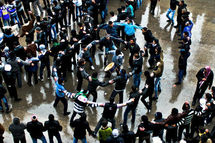  تفجير انتحاري في دمشق، والاف المتظاهرين في حلب ومعظم المحافظات السورية    