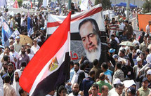 قتيل و119 مصابا في مواجهات بالقاهرة مع متظاهرين مؤيدين لحازم أبو اسماعيل