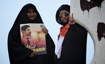 محكمة بحرينية تأمر بإعادة محاكمة معارضين بينهم الخواجة المتهم بالسعي لقلب الملكية