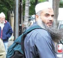 القاعدة تحذر بريطانيا من فتح باب الشر وتعرض صفقة معها مقابل عدم ترحيل أبي قتادة  