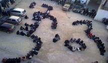 ميليشيات ما بعد الثورة التونسية تقود حملات تشهير واعتداءات على الصحافيين ميليشيات ما بعد الثورة التونسية تقود حملات تشهير واعتداءات على الصحافيين