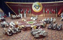 قمة الرياض توصي باستكمال دراسة الاتحاد الخليجي بشكل "متأن"