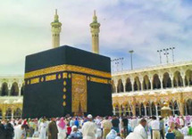 السعودية تتشدد في منح تأشيرات لمعتمرين تونسيين شبان خشية بقائهم للجهاد