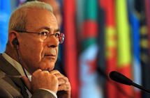 بعد سيل من الانتقادات المجلس الوطني السوري يقبل استقالة برهان غليون