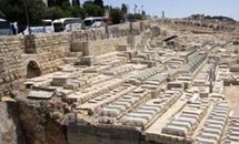 تزويراً للتاريخ إسرائيل تهود القدس بآلاف القبور الوهمية حول الأقصى