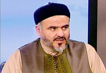 اجتماعات سرية بين المجلس الانتقالي ورموز من نظام القذافي في مصر للمصالحة