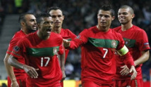 المنتخب البرتغالي يصارع في مجموعة الموت ويحلم بلقب يورو 2012 المنتخب البرتغالي يصارع في مجموعة الموت ويحلم بلقب يورو 2012