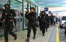 تحرير الرهائن في مركز التسوق بالفلبين واستسلام محتجزهم تحرير الرهائن في مركز التسوق بالفلبين واستسلام محتجزهم