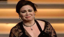 الهام شاهين تعتبر الحكم على مبارك "قاس" ومتعمد لتهدئة الشارع المصري الهام شاهين تعتبر الحكم على مبارك "قاس" ومتعمد لتهدئة الشارع المصري