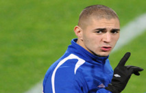 كأس اوروبا 2012: بنزيمة يعول على نجاحه الاسباني في مغامرته مع "الديوك"