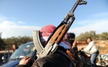 اشتباكات بالقذائف والرشاشات بين جيش الأسد وسكان منطقة حدودية لبنانية