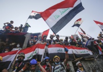متظاهرون عراقيون يطالبون بتحديد موعد لإجراء انتخابات حرة ونزيهة