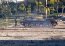 الجيش السوري يقصف مناطق في حمص واللاذقية و درعا