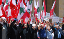 المحاورون اللبنانيون يتفقون بغياب كبارهم على عدم اللجوء للسلاح