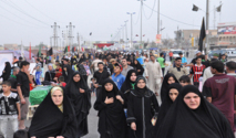 مئات الاف الشيعة يحيون ذكرى وفاة موسى الكاظم سابع المعصومين